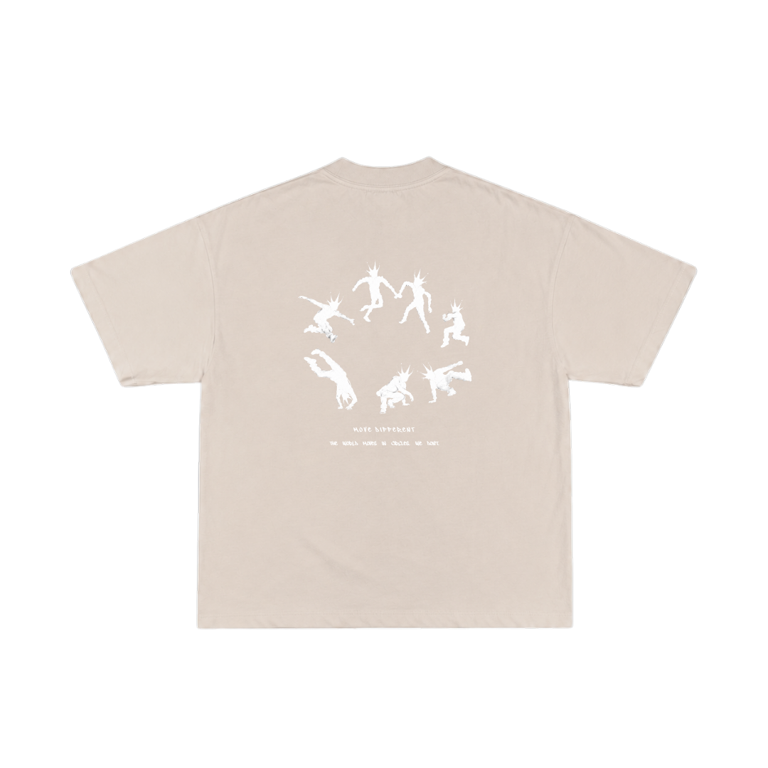 Camiseta Oversice "MOVE DIFFERENT".